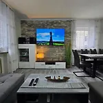 Exklusives Und Helles Erdgeschoss-apartment No 4 Im Zentrum Von Kassel, Schnelles 1gbit Internet, Geschirrspueler, Boxspringbetten 아파트 카셀