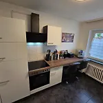 아파트 Exklusives Und Helles Erdgeschoss-apartment No 4 Im Zentrum Von Kassel, Schnelles 1gbit Internet, Geschirrspueler, Boxspringbetten *
