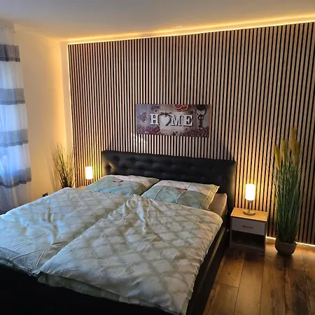 Exklusives Und Helles Erdgeschoss-apartment No 4 Im Zentrum Von Kassel, Schnelles 1gbit Internet, Geschirrspueler, Boxspringbetten *