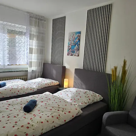 Exklusives Und Helles Erdgeschoss-apartment No 4 Im Zentrum Von Kassel, Schnelles 1gbit Internet, Geschirrspueler, Boxspringbetten Κάσελ