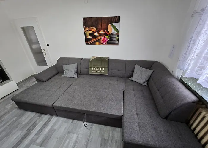 Apartament Exklusives Und Helles Erdgeschoss-apartment No 4 Im Zentrum Von Kassel, Schnelles 1gbit Internet, Geschirrspueler, Boxspringbetten