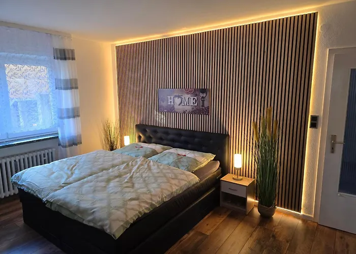 Apartament Exklusives Und Helles Erdgeschoss-apartment No 4 Im Zentrum Von Kassel, Schnelles 1gbit Internet, Geschirrspueler, Boxspringbetten