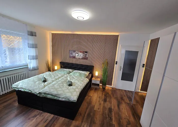 Apartament Exklusives Und Helles Erdgeschoss-apartment No 4 Im Zentrum Von Kassel, Schnelles 1gbit Internet, Geschirrspueler, Boxspringbetten