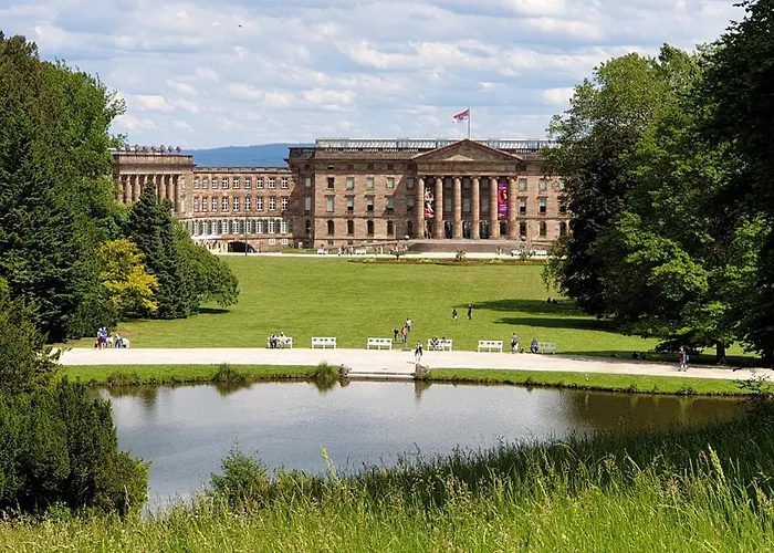 Exklusives Und Helles Erdgeschoss-apartment No 4 Im Zentrum Von Kassel, Schnelles 1gbit Internet, Geschirrspueler, Boxspringbetten *